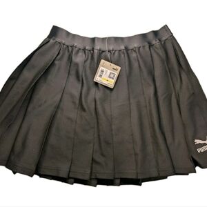 NWT Puma Classics Pleated Logo Skirt Womens Black Casual MEDIUM